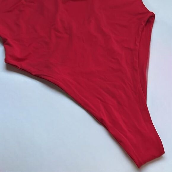 437 Red The Harlow One Piece Swimsuit Size Large - Picture 5 of 9